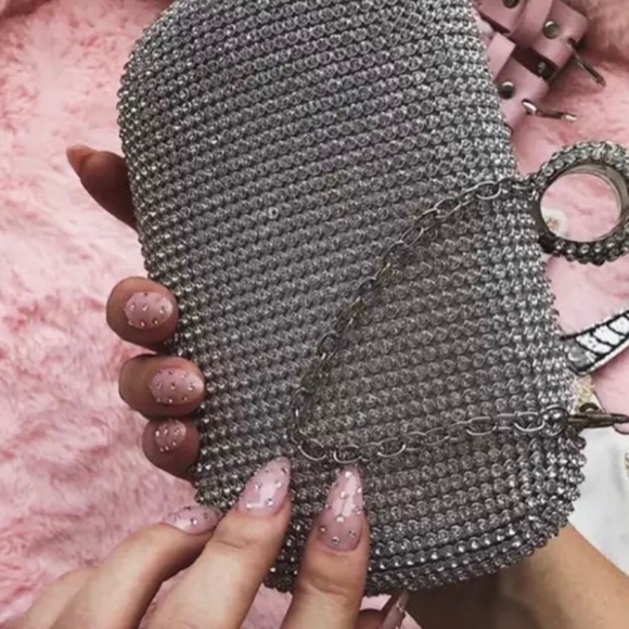 Handbag - Picture 2 of 4